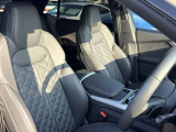 ●レザーシート『高級感や耐久性がありこちらのモデルにも採用されています。レザーは見た目が美しく内装を豪華に演出します。柔らかく肌触りが良く長時間の運転でも快適です。