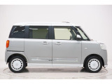 県内13店舗にて常時500台以上ダイハツ車を展示中です。見て、触って、納得のいく一台をぜひ見つけてください。