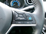 プロパイロット搭載デイズがアクセル、ブレーキを自動でコントロールして前のクルマとの車間距離を保つ手助けをします。