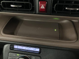 ワイヤレス充電器付きです♪