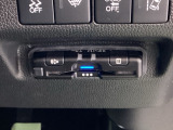 ETC車載器付。ETCが使用可能な道路通行料はキャッシュレスでスマートに走行できます。再セットアップして納車致します。
