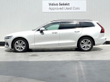 購入後は全国のVOLVO正規ディーラーにてアフターサービスをお受けいただけます。定期点検サービス、延長保証などの有料サービスも手厚くご用意しておりますので、ご不安事はお気軽にご相談下さい。