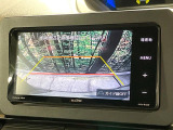 【バックカメラ】駐車時に後方がリアルタイム映像で確認できます。大型商業施設や立体駐車場での駐車時や、夜間のバック時に大活躍!運転スキルに関わらず、今や必須となった装備のひとつです!