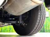 お車を安心してお乗りいただく為には、足回りの定期点検が欠かせません。サービスサポート(有償保証)では無料点検もご提供しており、安心のカーライフをお過ごしいただけるサポート体制が整っています。