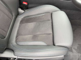 BMW Premium Selection 江戸川は、約20台の展示スペースがあり、常時新車拠店より厳選された認定中古車が続々と入庫しております。