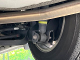 お車を安心してお乗りいただく為には、足回りの定期点検が欠かせません。サービスサポート(有償保証)では無料点検もご提供しており、安心のカーライフをお過ごしいただけるサポート体制が整っています。