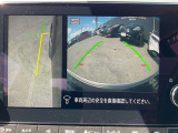アラウンドビューモニターは、自車の前方・側面映像をモニタ-に映して離合時・駐車時などにとても便利です。