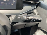オートヘットライト付きなので、トンネルの多い道でも、楽々ヘッドライト消し忘れもありません。早めの点灯で事故の抑止にも役立ってくれます。