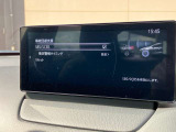 低速走行中、近赤外線レーザーセンサーで先行車両を捉え、衝突の危険性が高いと判断すると、ブレーキを自動制御します。自動的にブレーキをかけて衝突回避をサポート、もしくは衝突による被害の低減を図ります