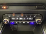 暑い夏の時期にとっても快適なシートベンチレーションを装備!シート内部に取り付けられたファンでシートの表面を換気して、涼しくしてくれます。