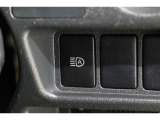 『U-Carつるた店はサービス工場も併設』 ※3ストール設備で買った後の整備も安心です※ 『U-Carつるた店はau携帯ショップも常設』 ※営業時間 AM9:30-PM5:00まで※