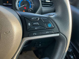 【プロパイロット】高速道でアクセル・ブレーキ・ハンドルをアシスト。運転の負担を軽減します。