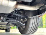 お車を安心してお乗りいただく為には、足回りの定期点検が欠かせません。サービスサポート(有償保証)では無料点検もご提供しており、安心のカーライフをお過ごしいただけるサポート体制が整っています。
