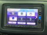 ナビ機能だけでなく、フルセグ、Bluetooth、DVDとCD再生などのオーディオ機能がついています!