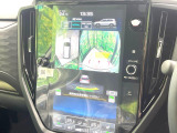 【マルチテレインモニター】車のフロントやサイドのカメラ画像を同時にモニター表示することで、悪路や狭い道を走行時でも周囲の状況確認ができ安心!本格SUVにうれしい装備です♪