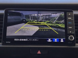 バックモニター付きで、車庫入れやバック時の後方確認をしっかりサポート。モニターに映し出される映像で死角も確認しやすく、狭い場所での駐車や後退時の操作をより安心して行えます。