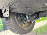 お車を安心してお乗りいただく為には、足回りの定期点検が欠かせません。サービスサポート(有償保証)では無料点検もご提供しており、安心のカーライフをお過ごしいただけるサポート体制が整っています。