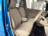 運転席の状態もナイスですね!年式・走行距離をほとんど感じさせない、大変きれいな室内です!