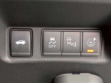 スイッチ一つで、トランクの開閉も可能です