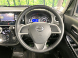 【純正革巻きステアリング】上質な革を使用することで、手にしっかり馴染みとても運転しやすいハンドルです♪