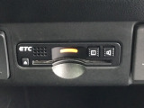 ビルトインタイプの【ETC】で見た目もスッキリ。高速道路の利用にとても便利です。