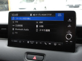 ナビゲーションはホンダコネクトディスプレイを装着しております。AM、FM、Bluetooth、フルセグTVがご使用いただけます。初めて訪れた場所でも道に迷わず安心ですね!