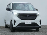 LEDヘッドライトです。ハイビームアシスト・ヘッドランプをハイビームにして走行中、前方の対向車や先行車がいたり、明るい場所を走行すると自動でロービームになります。