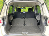 普段のお買い物や通勤、送迎等に十分な荷室スペースを確保しております。セカンドシートを倒すと、大きな荷物の積載も可能です♪