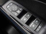 電動格納機能付きドアミラー☆ワンタッチで、運転席からドアミラーを格納できます。狭い駐車場でもご安心です。