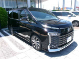 広々とした車内空間に優れた燃費性能。更にデザインも上質で人気のお車です!