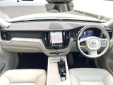 XC60 プラス B5 