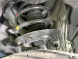 お車を安心してお乗りいただく為には、足回りの定期点検が欠かせません。サービスサポート(有償保証)では無料点検もご提供しており、安心のカーライフをお過ごしいただけるサポート体制が整っています。