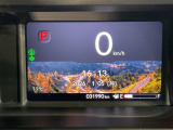 視認性の高いメーター回り。いろいろな情報も表示されます。