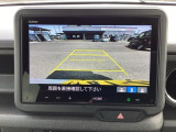 駐車が苦手な方でも安心なバックカメラつき。