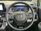 【純正革巻きステアリング】上質な革を使用することで、手にしっかり馴染みとても運転しやすいハンドルです♪