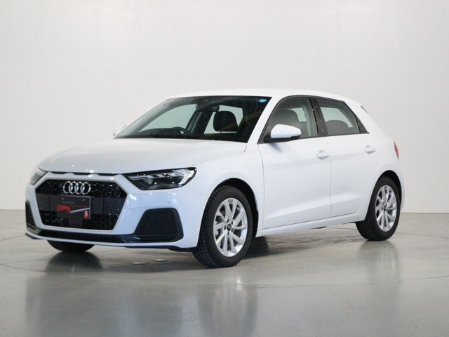 A1スポーツバック 25 TFSI アドバンスド