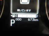 たとえばダイハツのお店にある、たくさんのスマアシ搭載車は、正常に作動する事をしっかり確認します。