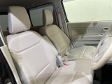 【4人乗り】ゆったりとした座り心地と、車内を広々と使える快適性に長けているので、快適な時間をお過ごしいただけます!