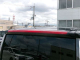 ハイマウントストップランプを装備しています。