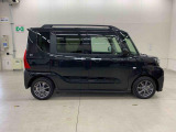 軽自動車、小型車を中心に常時300台展示車を御用意させて頂いております