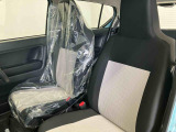 フロントシートです。ゆったり運転ができます。長距離ドライブもラクラク♪♪