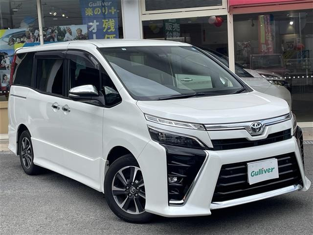 ヴォクシー 2.0 ZS 煌III 修復歴無し