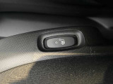 運転席、助手席ともにシートーヒーター付となっております