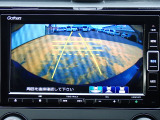 ◆【リアカメラ】が装着されています。リバースに入れるだけで映ります。後方の安全確認や、狭い駐車場での車庫入れ、雨の日や夜間など視界の悪い時に便利です。安全にバックする為には欠かせない装備です。