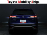 リヤのコンビネーションランプは後続車からも確認しやすいデザインです。