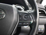 レーダークルーズコントロールには全車速追従機能を搭載し、ミリ波レーダーと単眼カメラで先行車を認識し、車速に応じた車間距離を保ちながら先行車に追従し、ドライバーの運転負荷を軽減します。