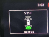 障害物を感知し知らせてくれるので安心です♪