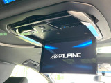 【フリップダウンモニター】家族や友人とお出かけする機会が多い方に大人気のフリップダウンモニター!大画面モニターで車内はエンタメ空間!退屈しがちな長距離ドライブも楽しい時間に変わります!