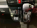 納車前にはプロのメカニックが、各部の点検を行います。ディーラーにしか出来ない品質、そしてサービスできっと満足していただけると思います!
