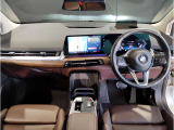 ☆センターパネルを運転席側に僅かに傾けたBMW独特のインパネ☆【駆け抜ける歓び】はここからもスタートしております☆